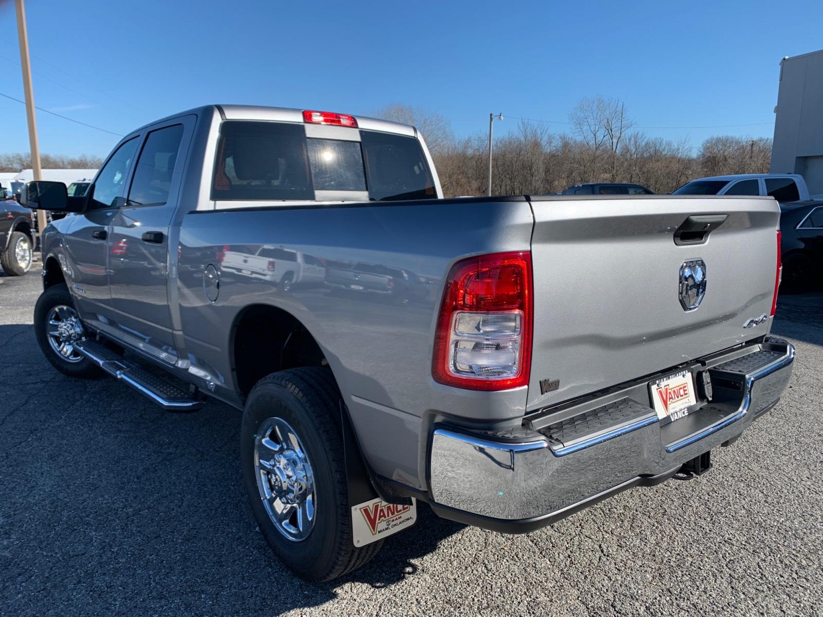 New 2020 Ram 2500 Tradesman 4x4 Crew Cab 64 Box Crew Cab In Guthrie Lg111366 John Vance Motors 8635